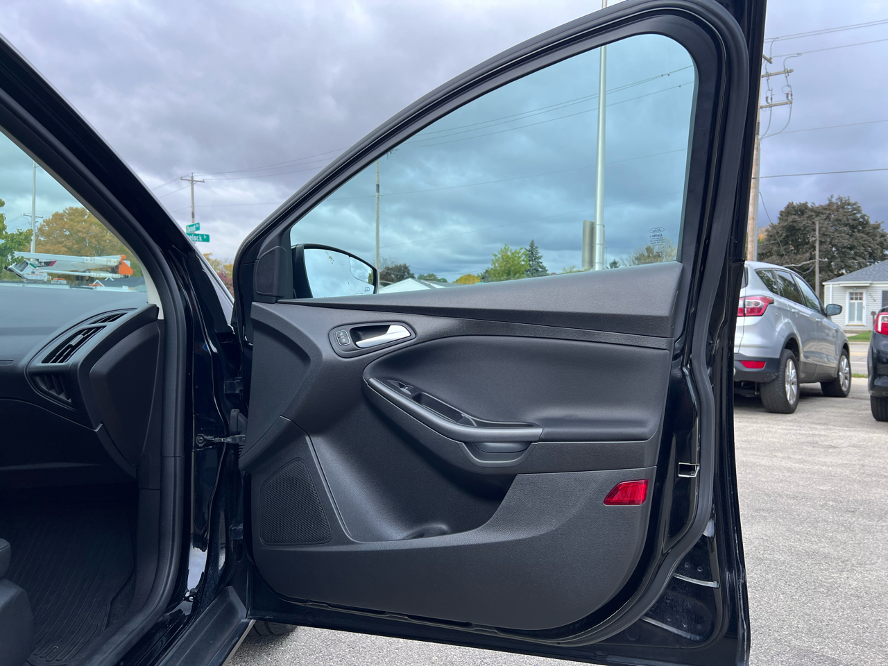 Ford Focus SEL Sedan 2018 Ford Focus SEL Sedan 2018