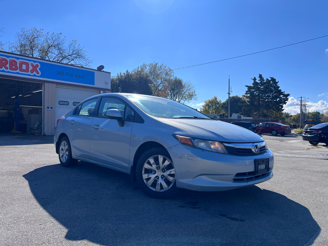 Honda Civic LX Sedan 5-Speed AT 2012 Honda Civic LX Sedan 5-Speed AT 2012