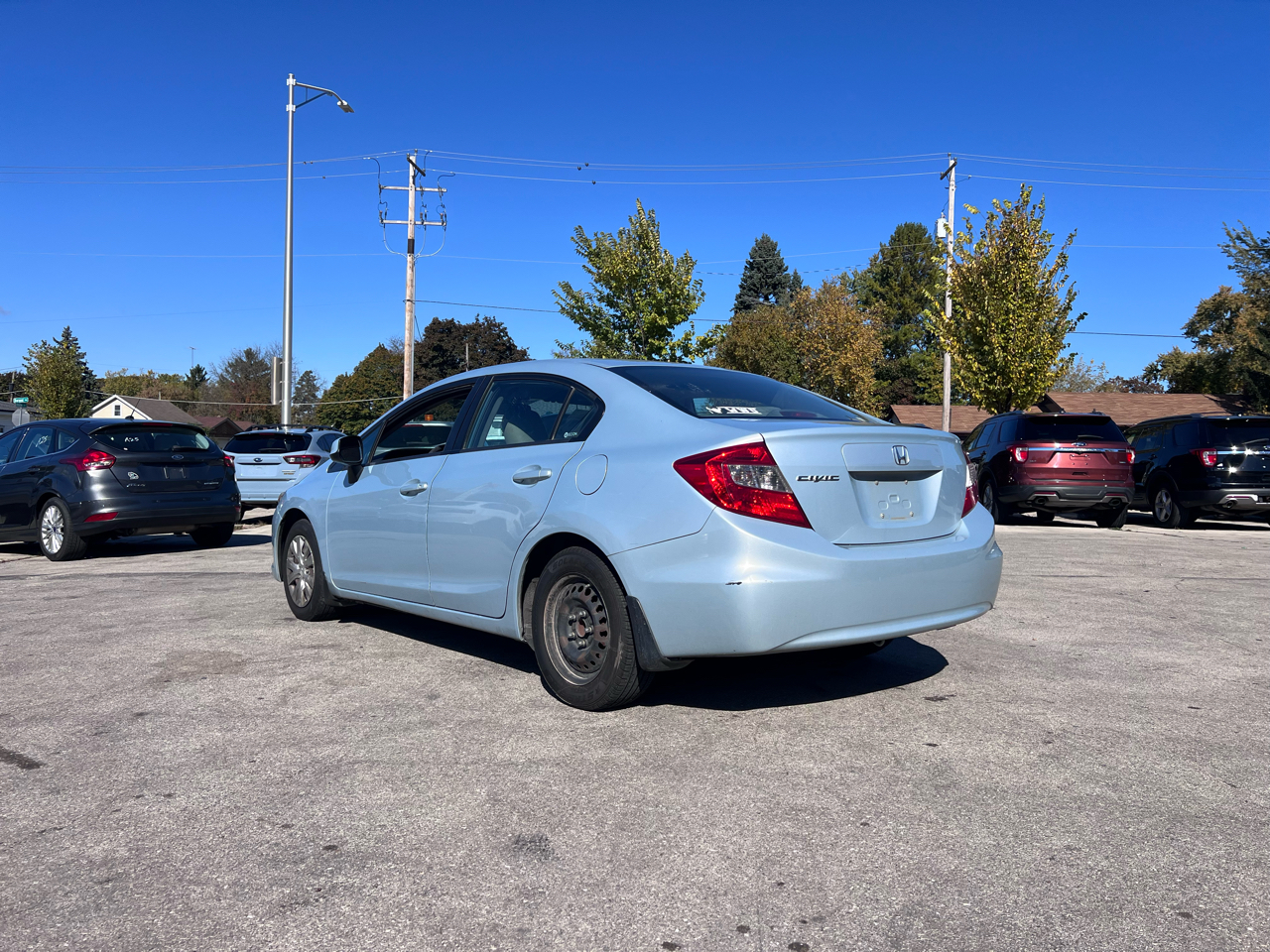 Honda Civic LX Sedan 5-Speed AT 2012 Honda Civic LX Sedan 5-Speed AT 2012