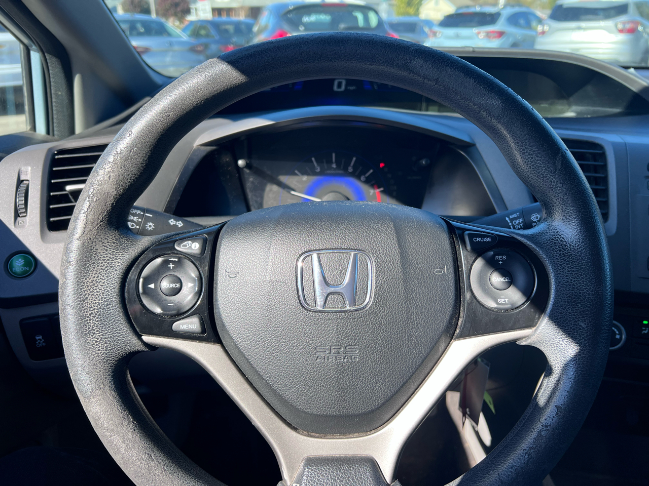 Honda Civic LX Sedan 5-Speed AT 2012 Honda Civic LX Sedan 5-Speed AT 2012