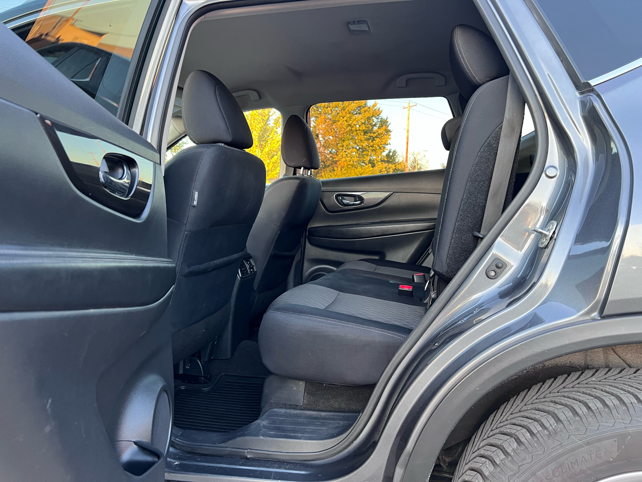 Nissan Rogue SV AWD 2018 Nissan Rogue SV AWD 2018