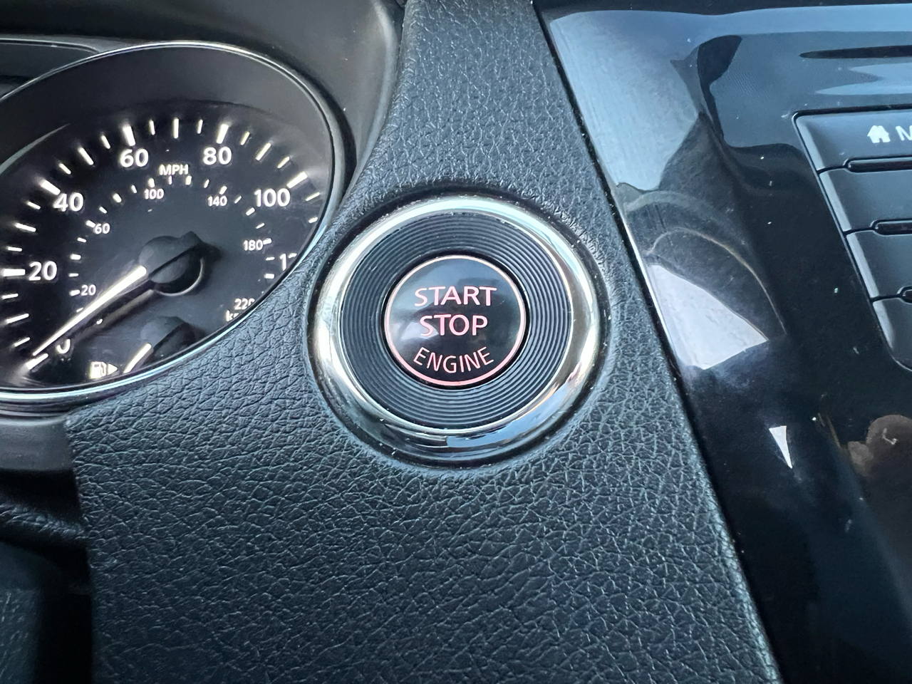 Nissan Rogue SV AWD 2018 Nissan Rogue SV AWD 2018