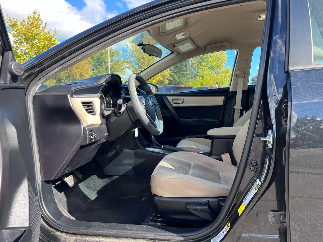 Toyota Corolla S Premium CVT 2015 Toyota Corolla S Premium CVT 2015