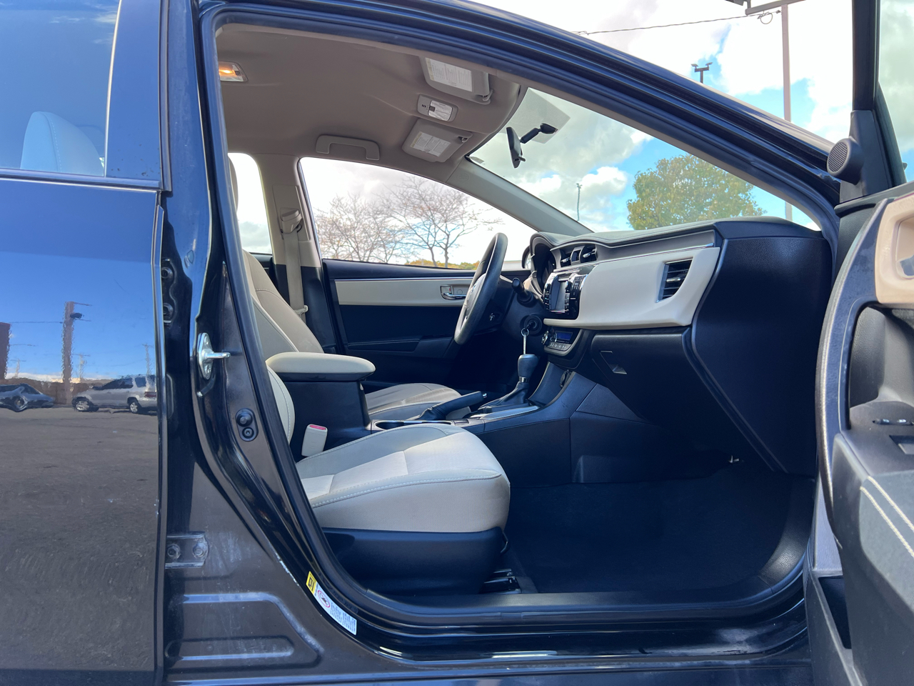 Toyota Corolla S Premium CVT 2015 Toyota Corolla S Premium CVT 2015