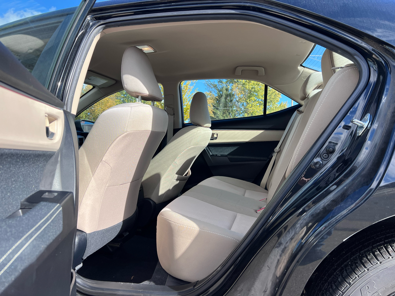 Toyota Corolla S Premium CVT 2015 Toyota Corolla S Premium CVT 2015