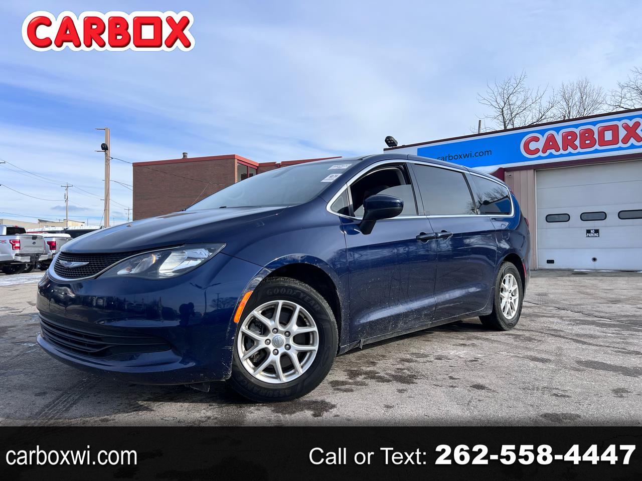 2020 Chrysler Voyager LX