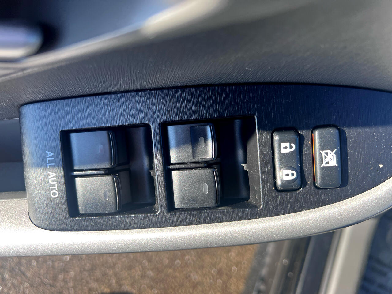 Toyota Prius Prius V 2010