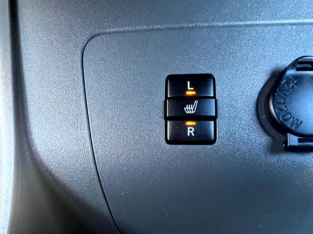 Toyota Prius Prius V 2010