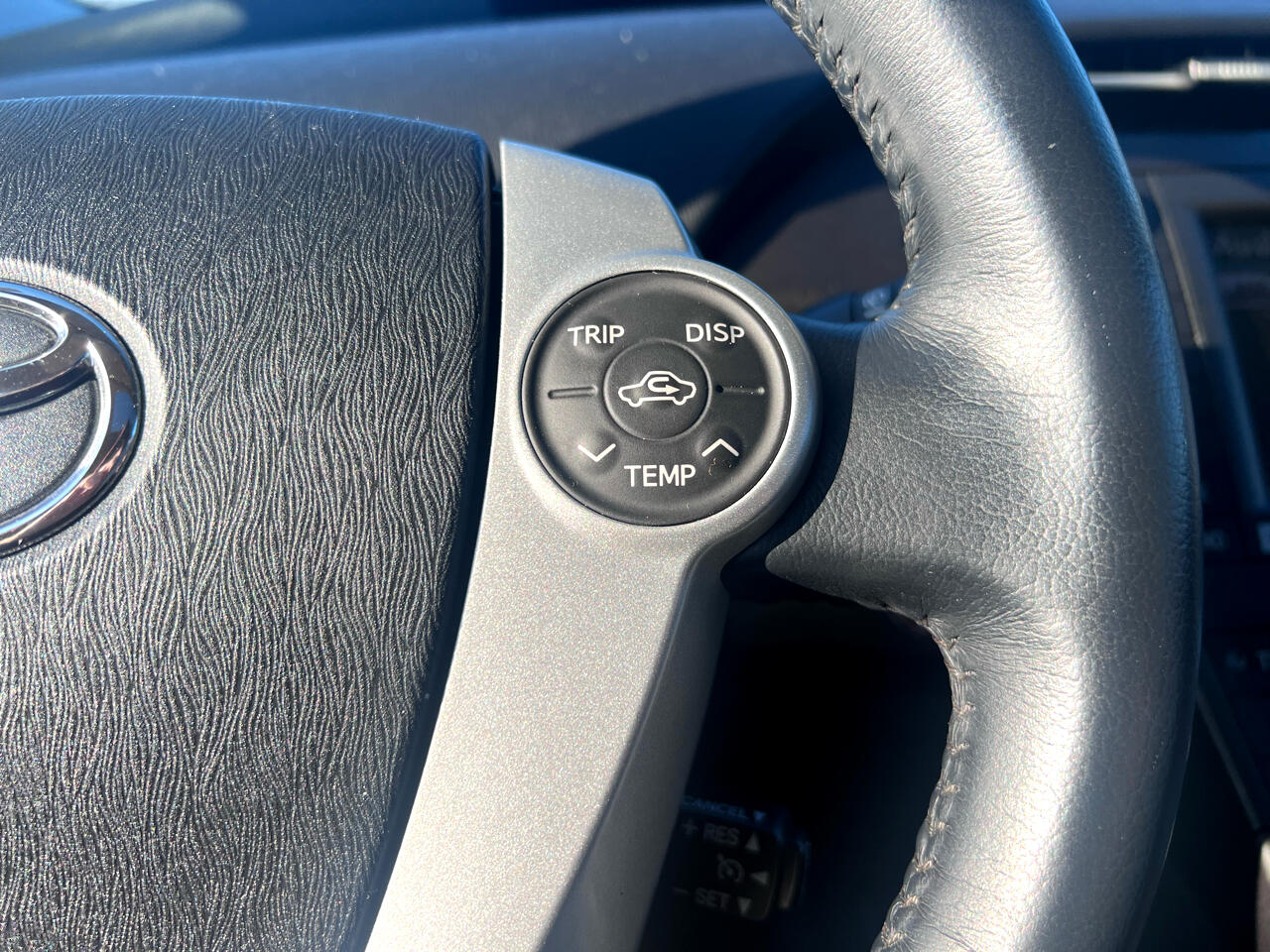 Toyota Prius Prius V 2010