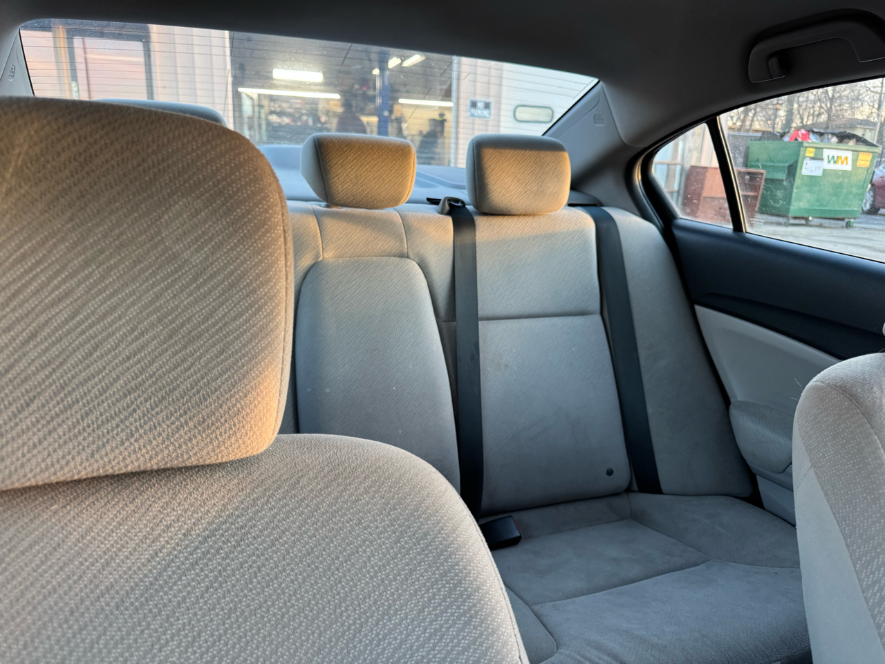 Honda Civic LX Sedan 5-Speed AT 2013