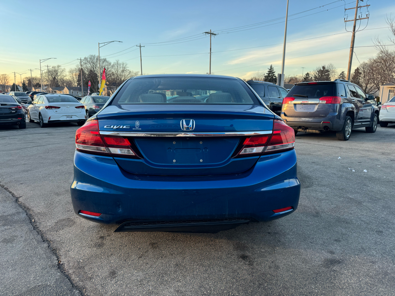 Honda Civic LX Sedan 5-Speed AT 2013