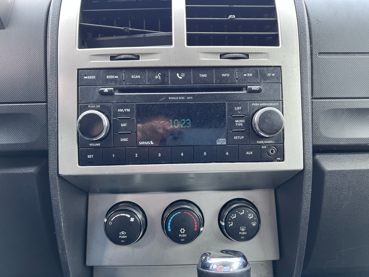 Dodge Nitro SXT 4WD 2008