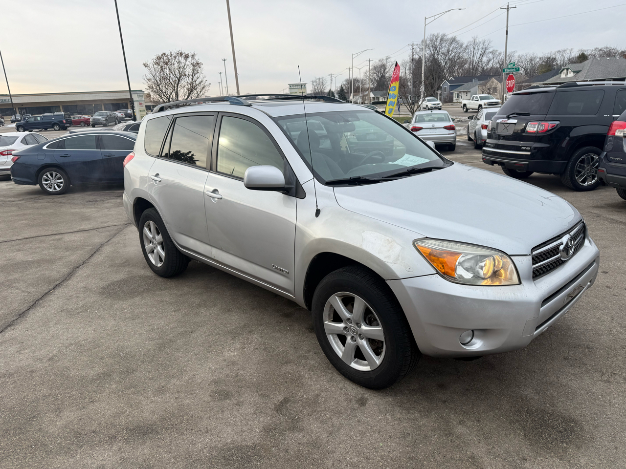 Toyota RAV4 Limited I4 4WD with 3rd Row 2007