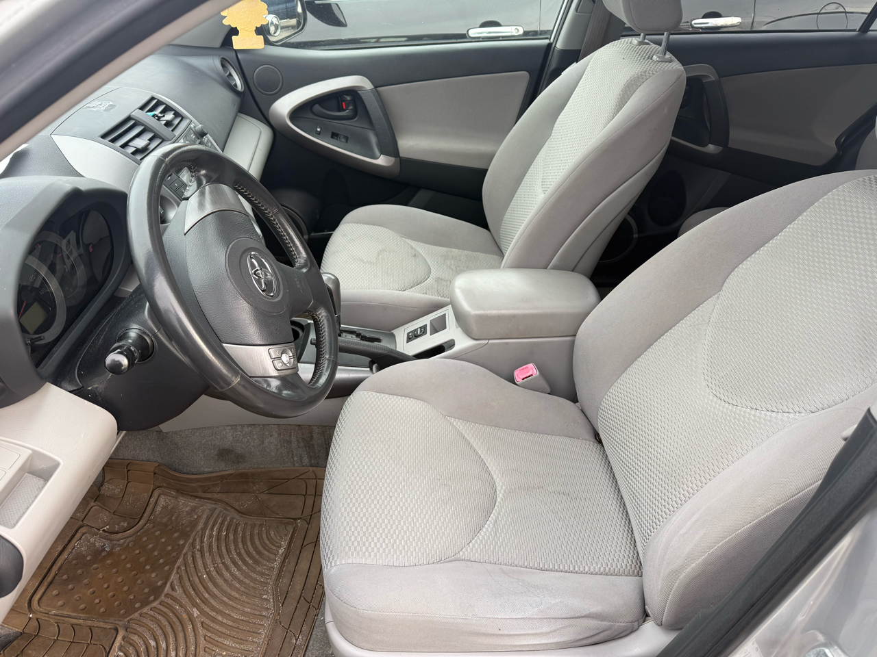 Toyota RAV4 Limited I4 4WD with 3rd Row 2007