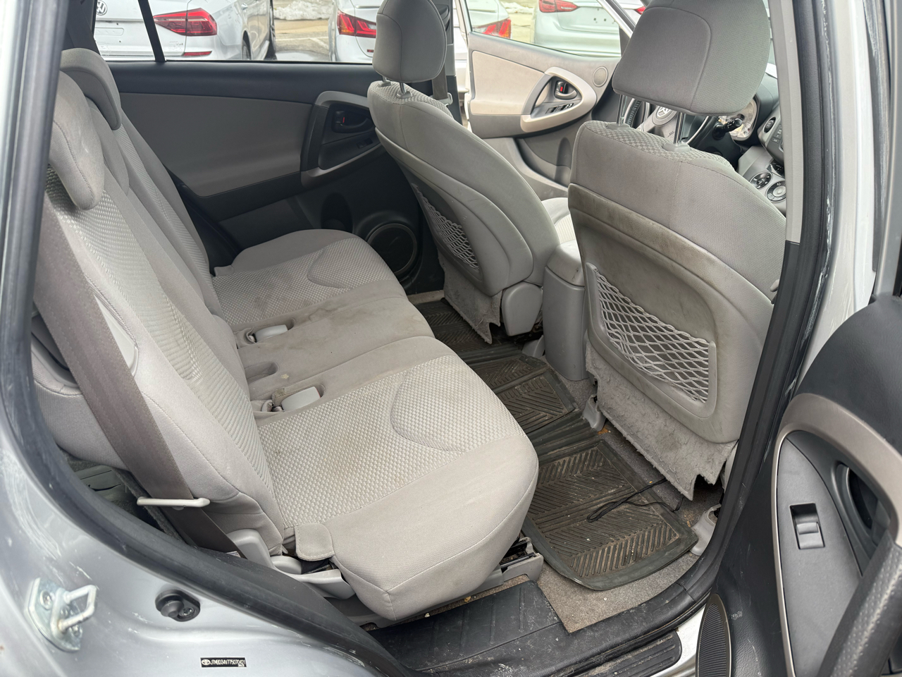 Toyota RAV4 Limited I4 4WD with 3rd Row 2007