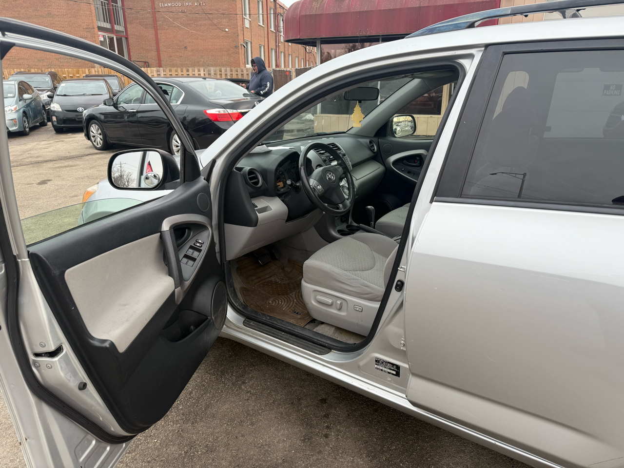 Toyota RAV4 Limited I4 4WD with 3rd Row 2007
