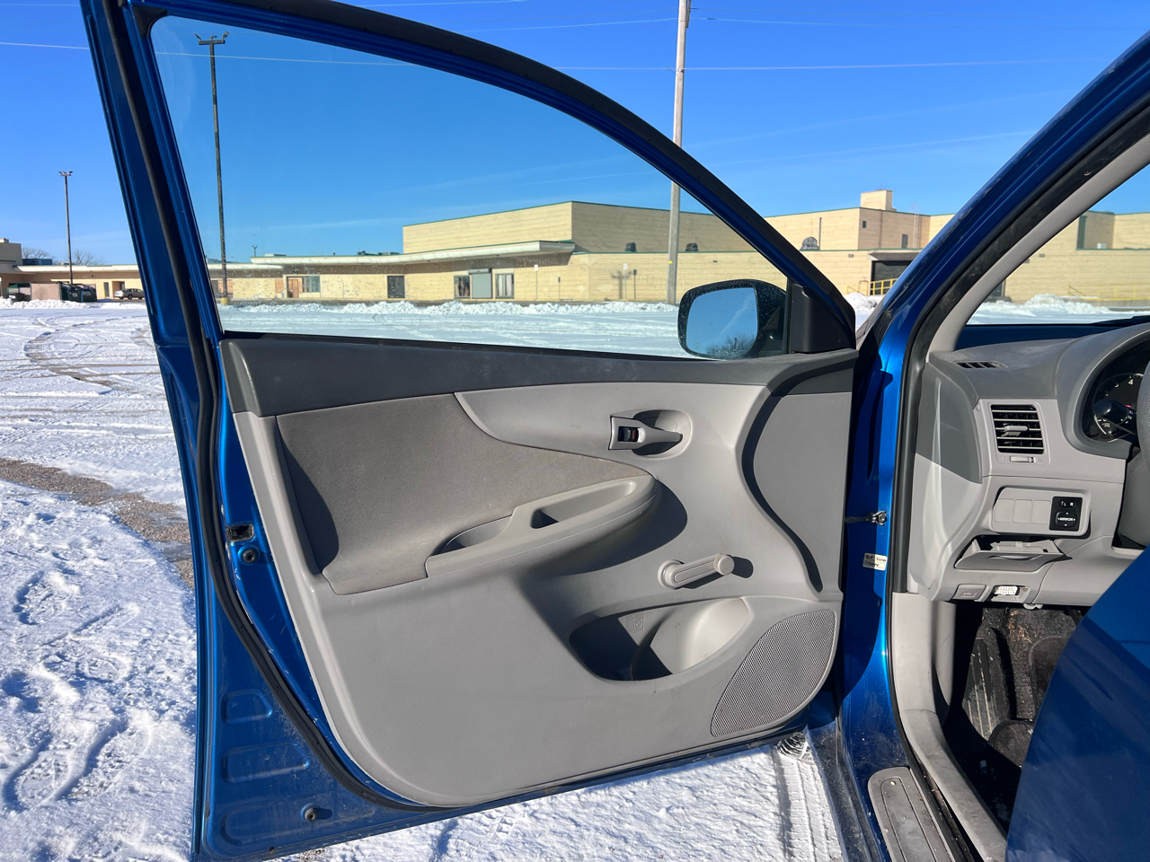 Toyota Corolla S 4-Speed AT 2009