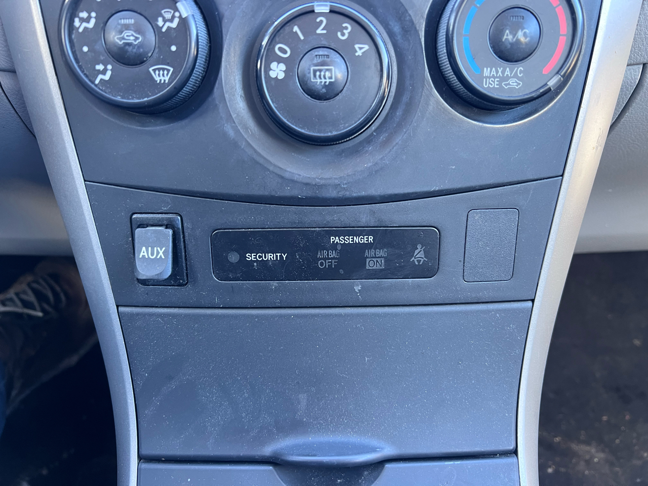 Toyota Corolla S 4-Speed AT 2009