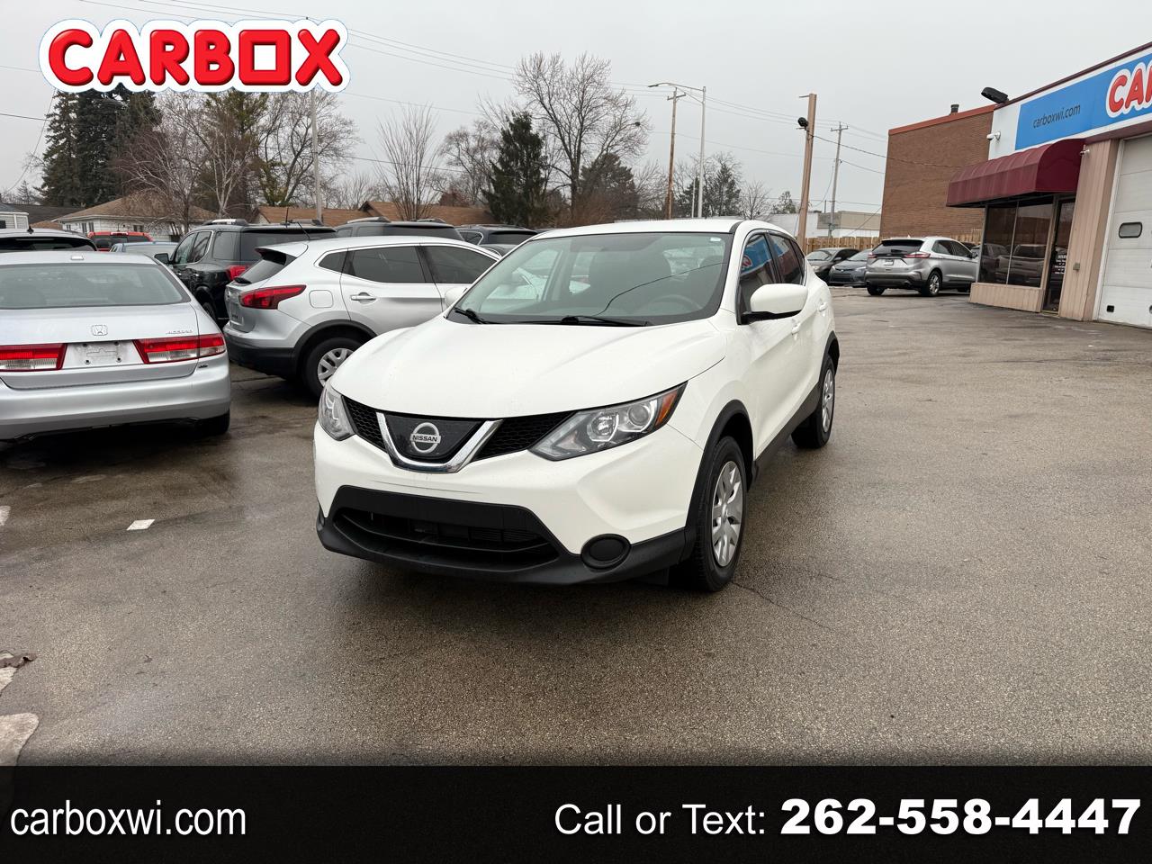 Nissan Rogue Sport S 2019