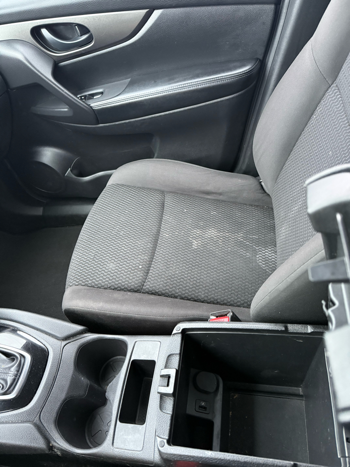 Nissan Rogue Sport S 2019