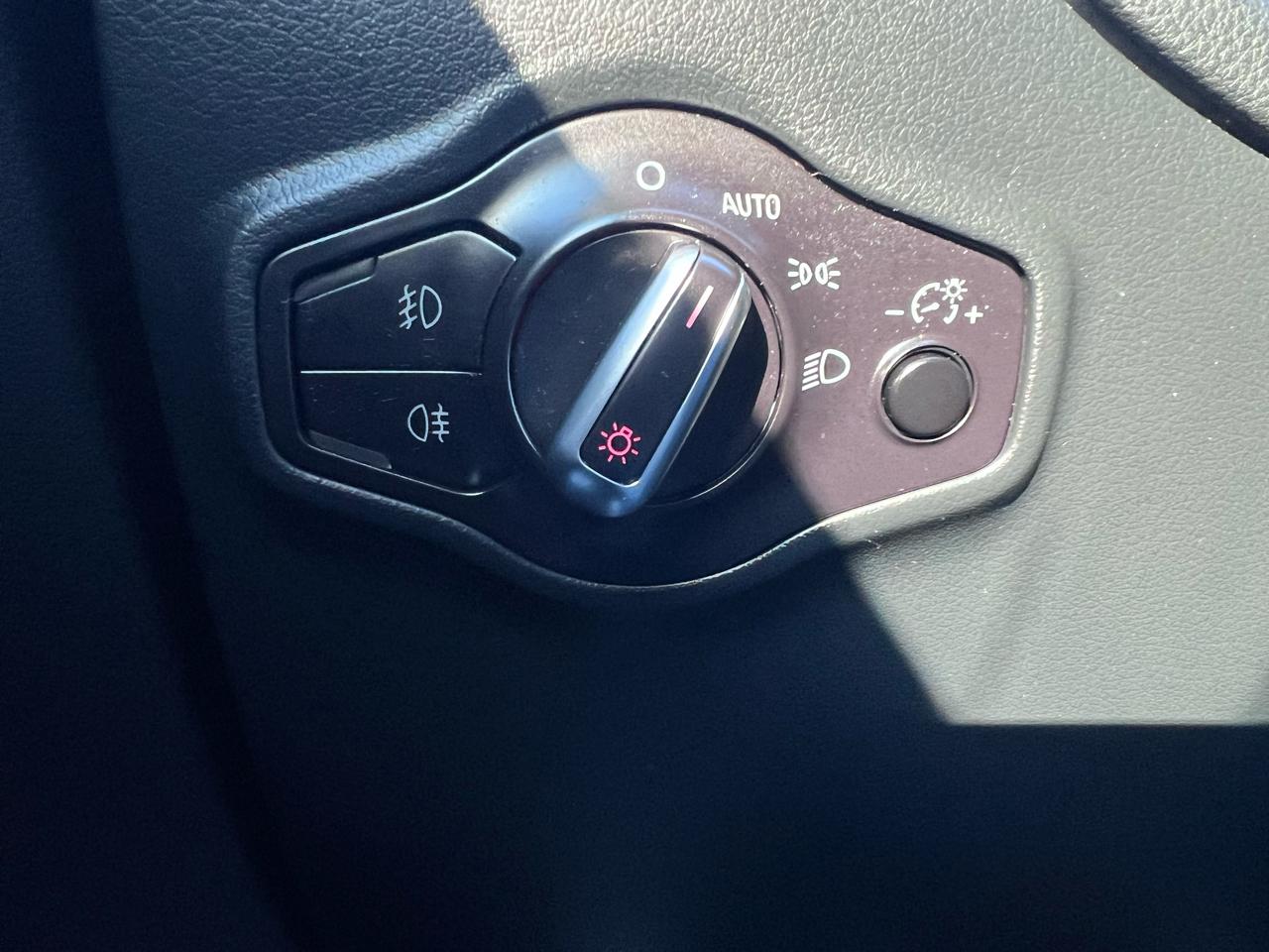 Audi Q5 2.0T Premium Plus quattro 2015