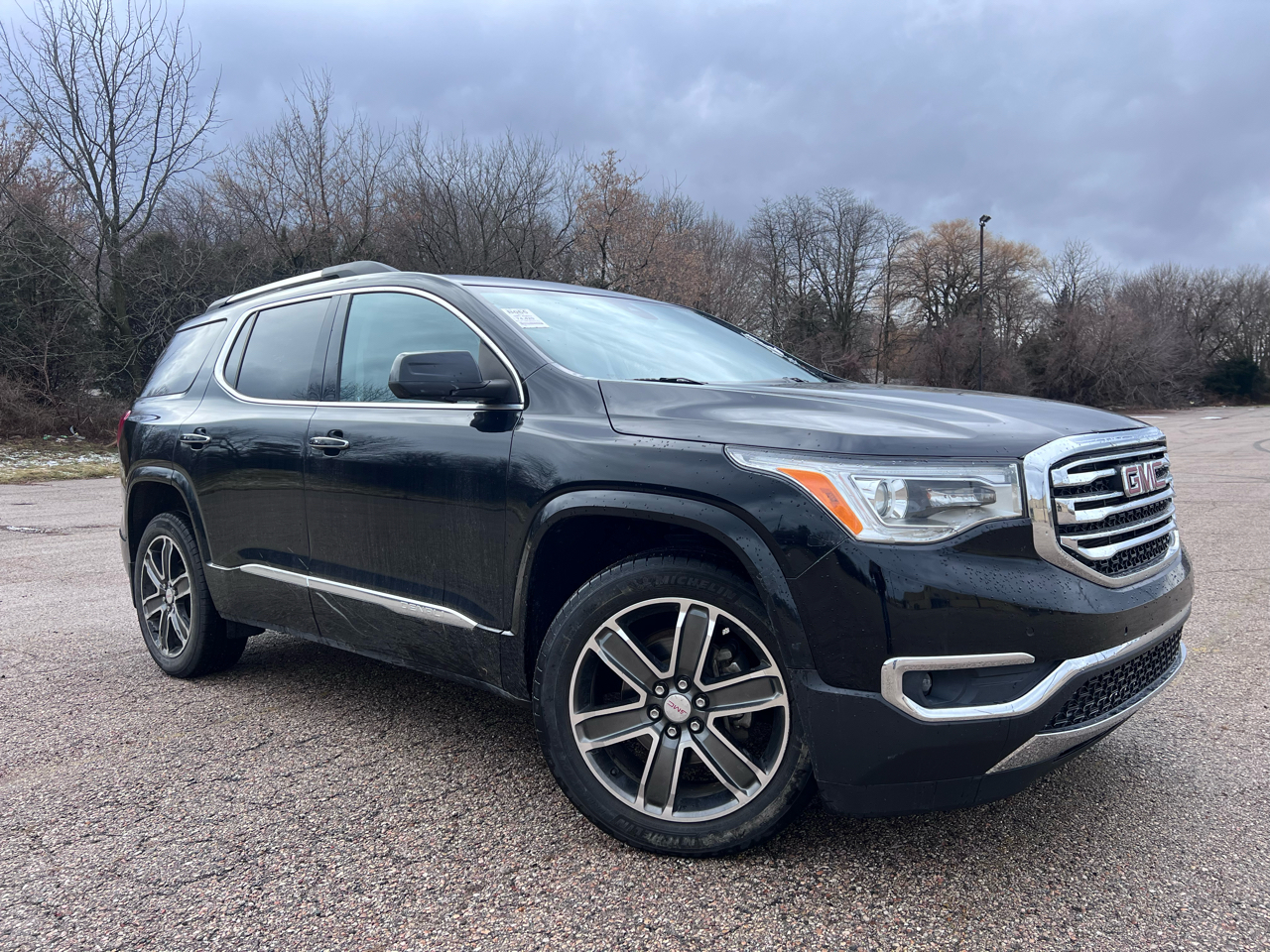 GMC Acadia Denali AWD 2017