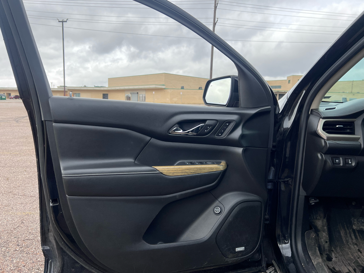 GMC Acadia Denali AWD 2017