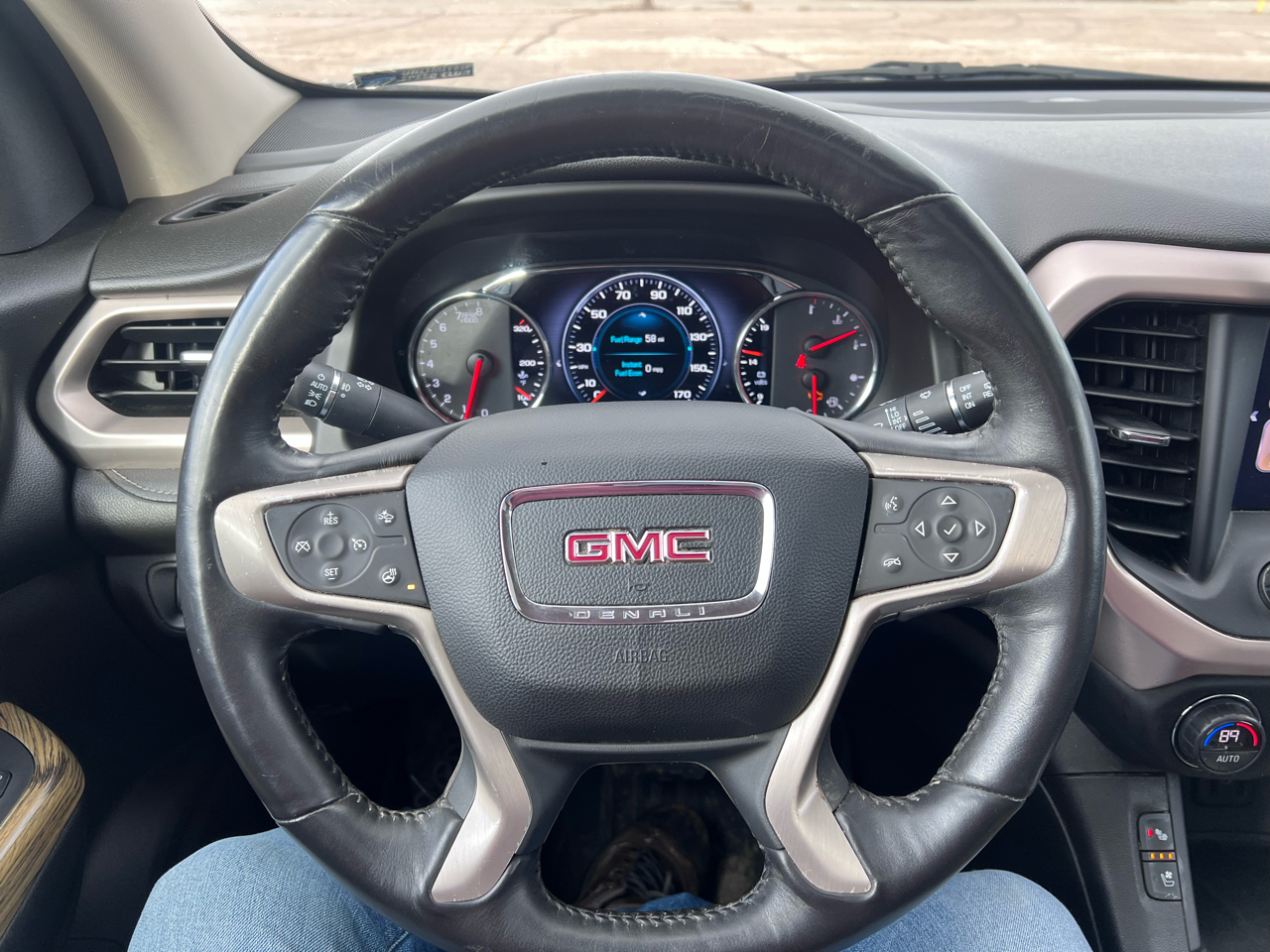 GMC Acadia Denali AWD 2017