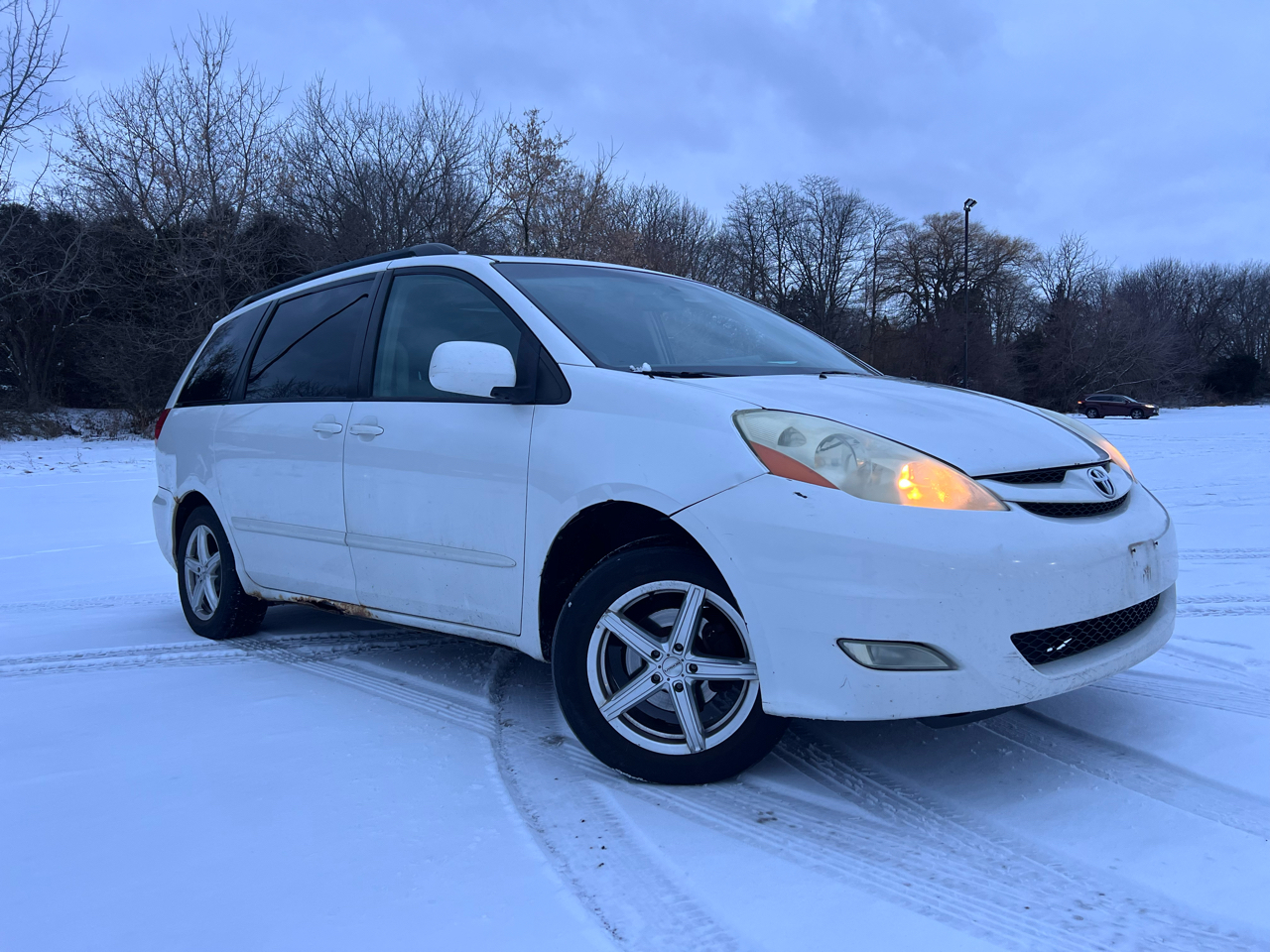 Toyota Sienna XLE 2006