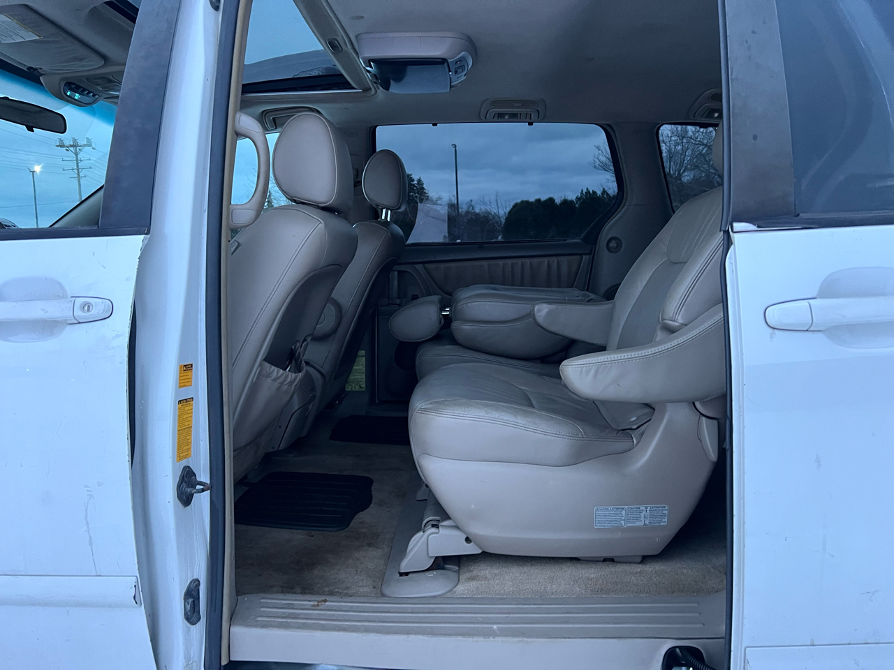 Toyota Sienna XLE 2006