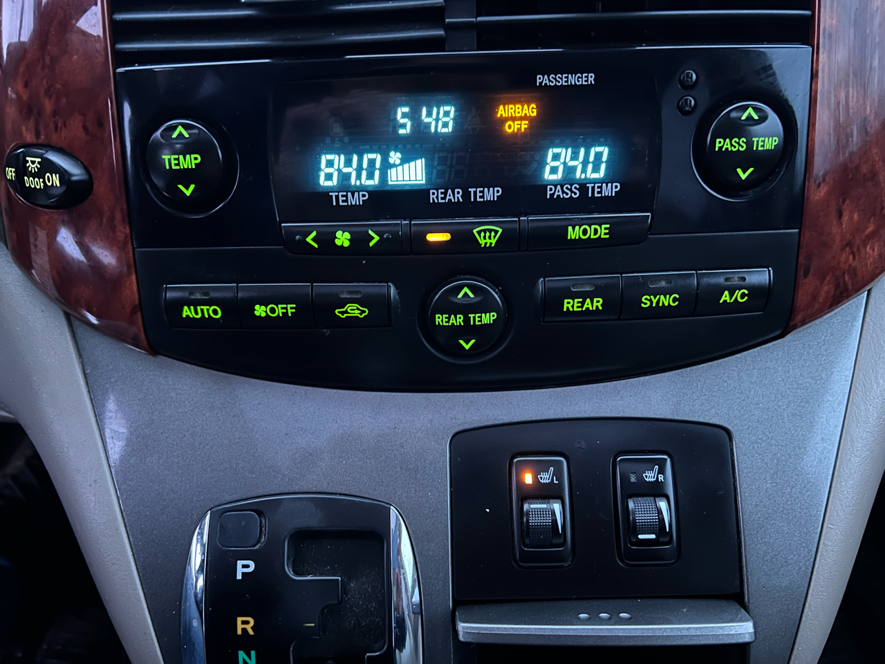 Toyota Sienna XLE 2006