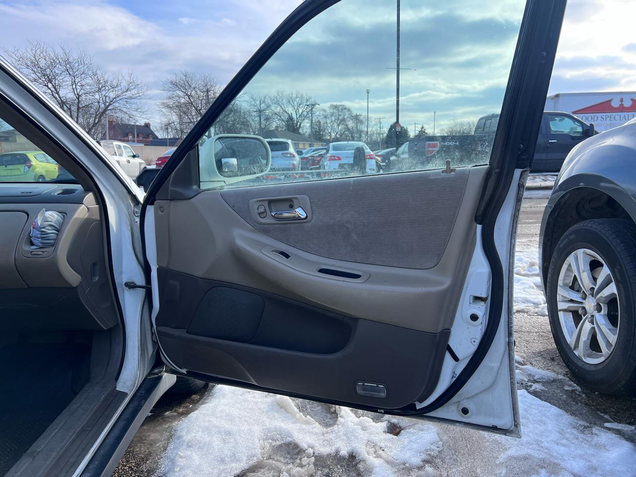 Honda Accord LX V6 sedan 2000