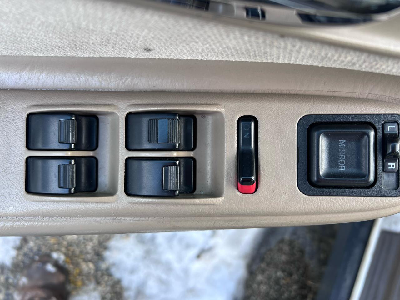 Honda Accord LX V6 sedan 2000