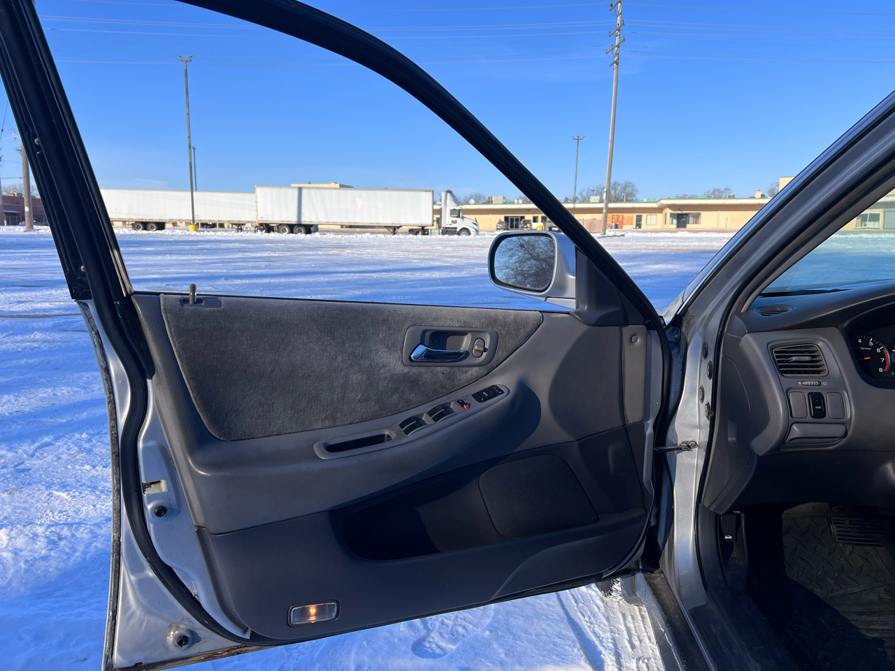 Honda Accord LX sedan 2001