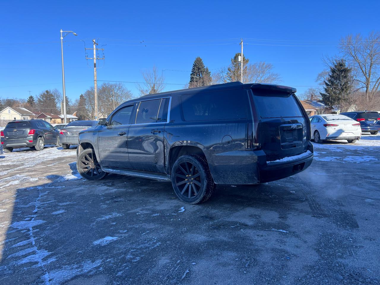 Chevrolet Suburban LT 1500 4WD 2015