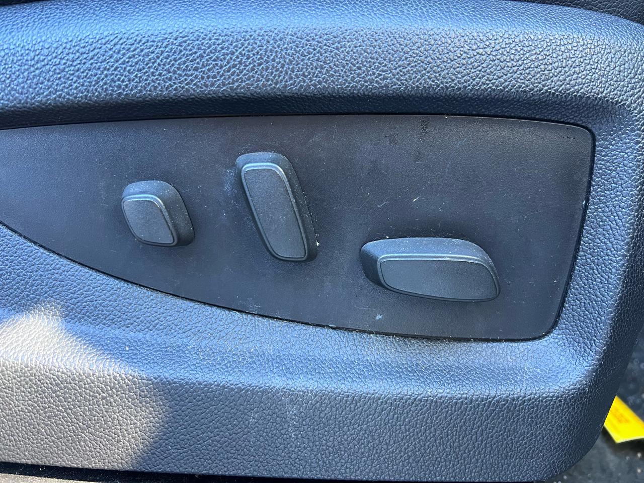 Chevrolet Suburban LT 1500 4WD 2015