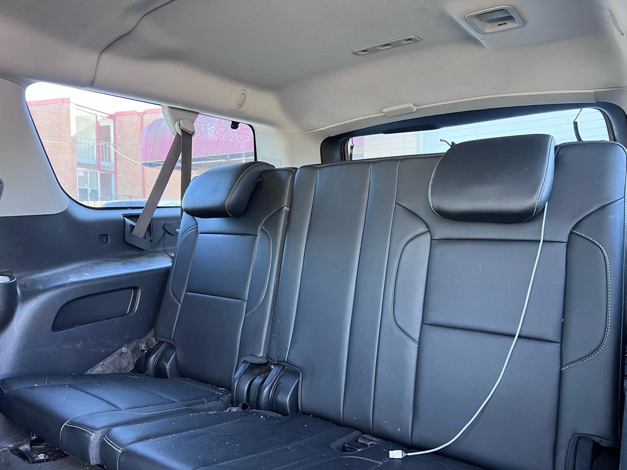 Chevrolet Suburban LT 1500 4WD 2015