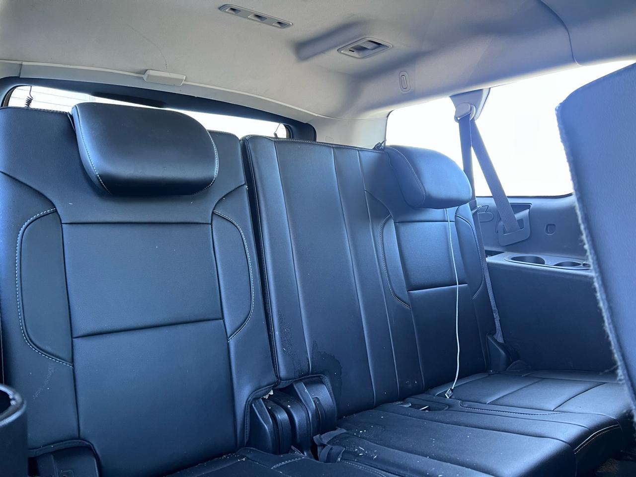 Chevrolet Suburban LT 1500 4WD 2015