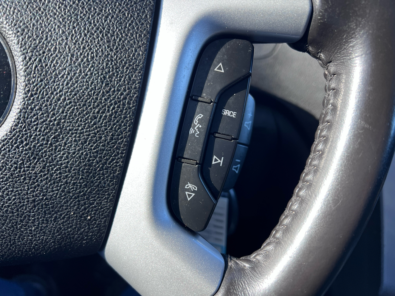 Chevrolet Traverse LTZ AWD 2011