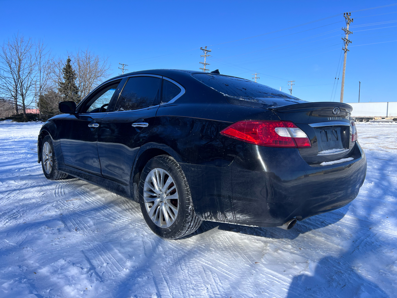 Infiniti M 37x 2012