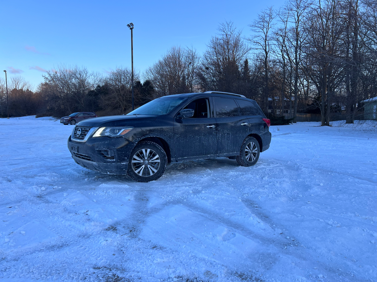 Nissan Pathfinder SV 4WD 2020