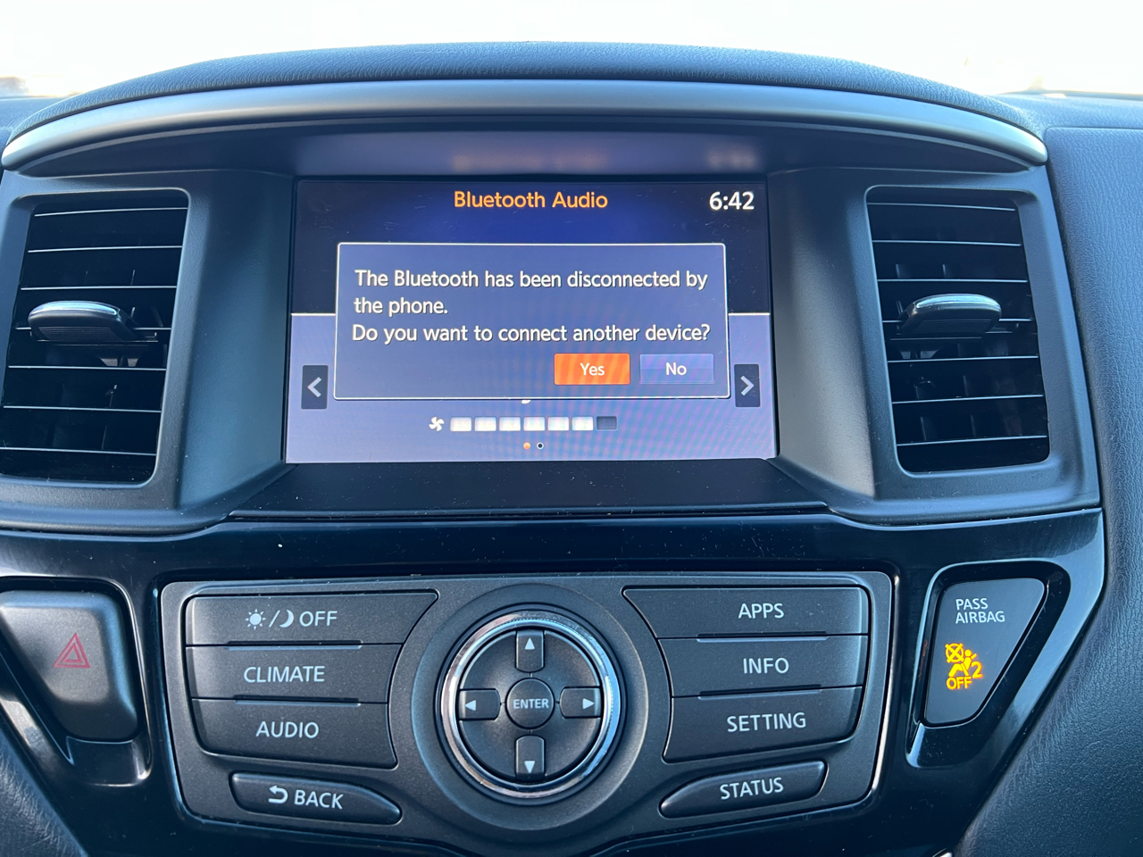 Nissan Pathfinder SV 4WD 2020