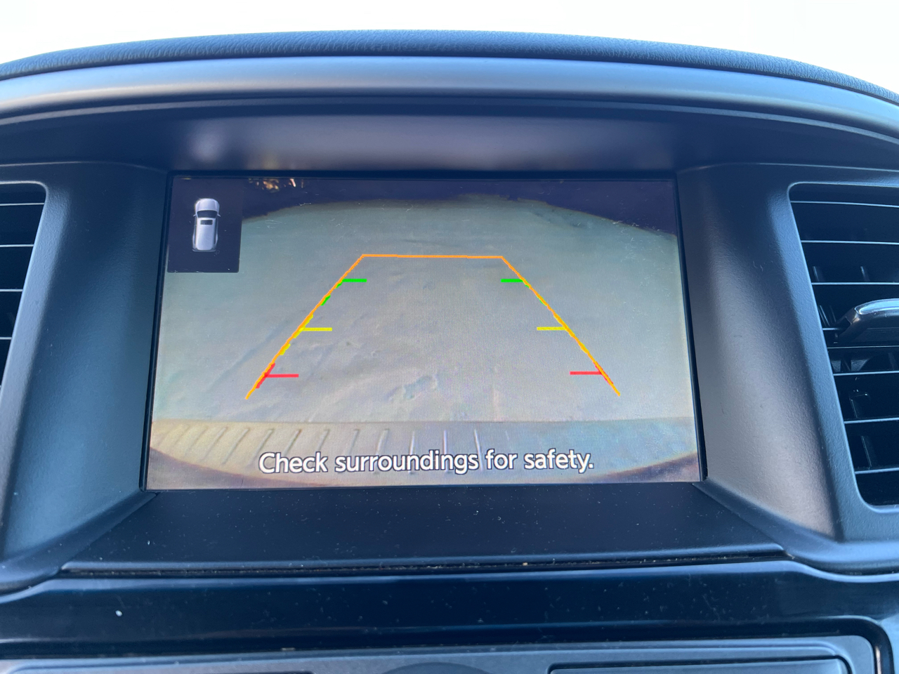 Nissan Pathfinder SV 4WD 2020