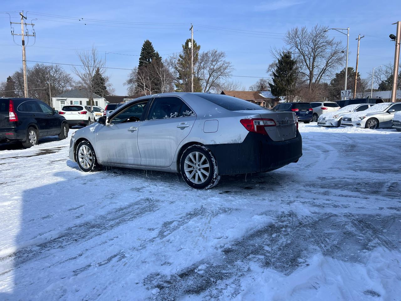 Toyota Camry Hybrid XLE 2014
