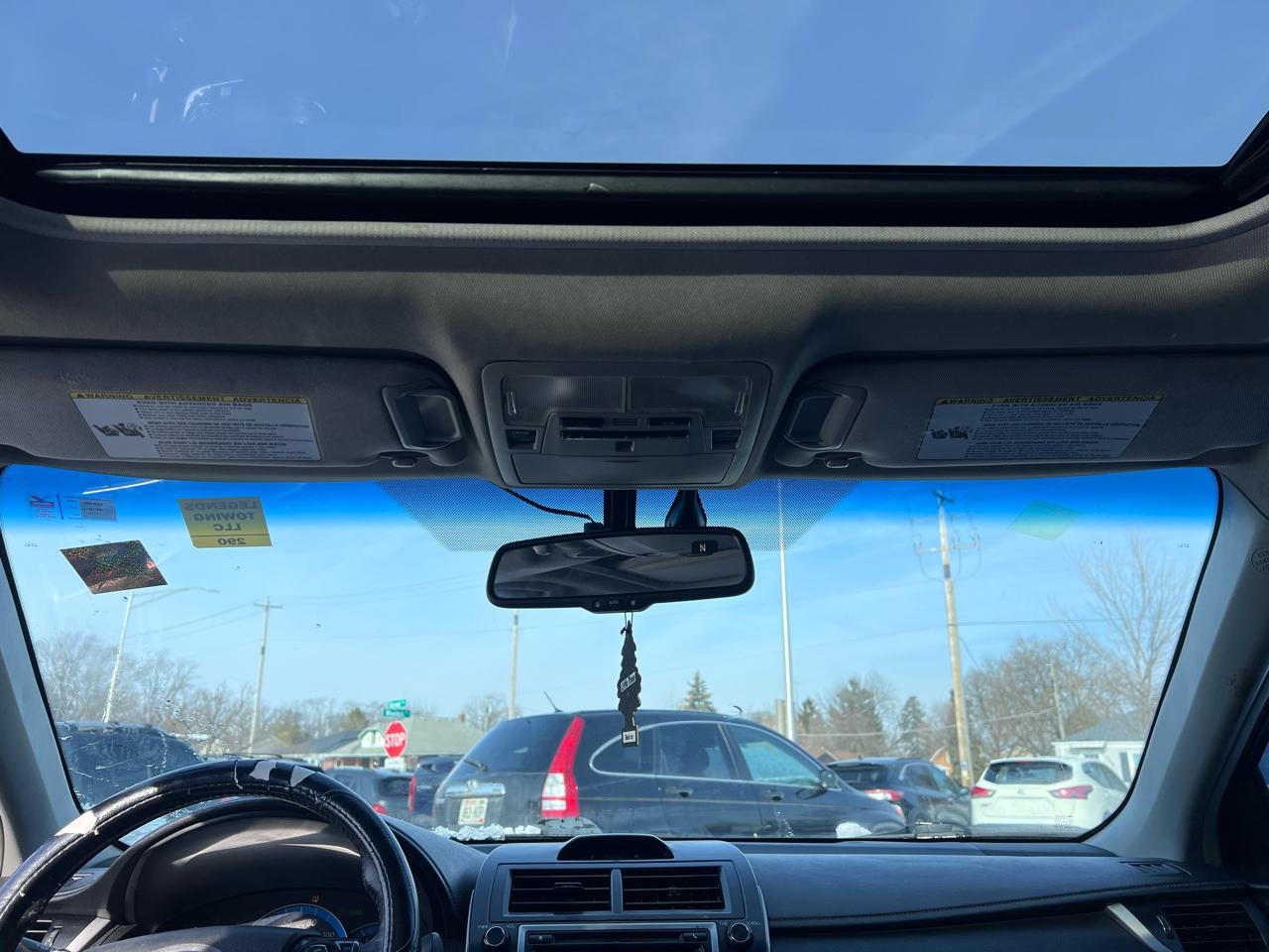 Toyota Camry Hybrid XLE 2014