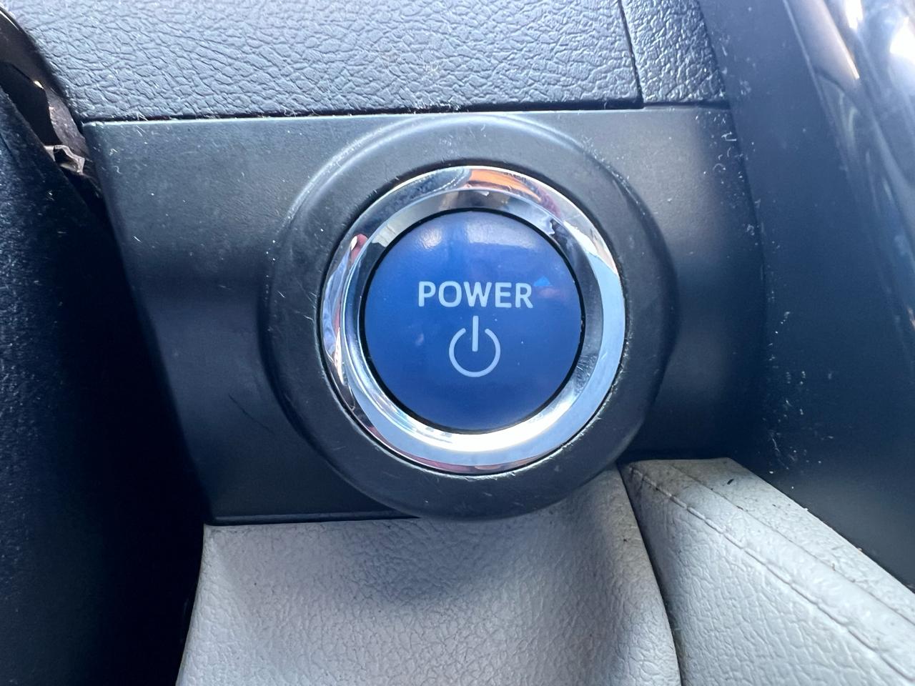 Toyota Camry Hybrid XLE 2014