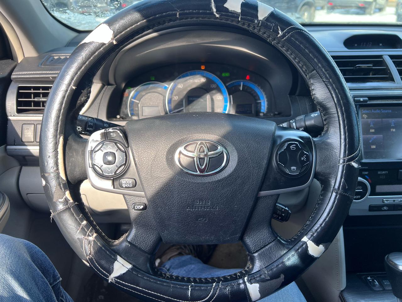 Toyota Camry Hybrid XLE 2014