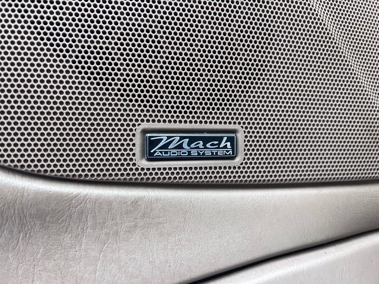 Ford Expedition XLT 4WD 1999