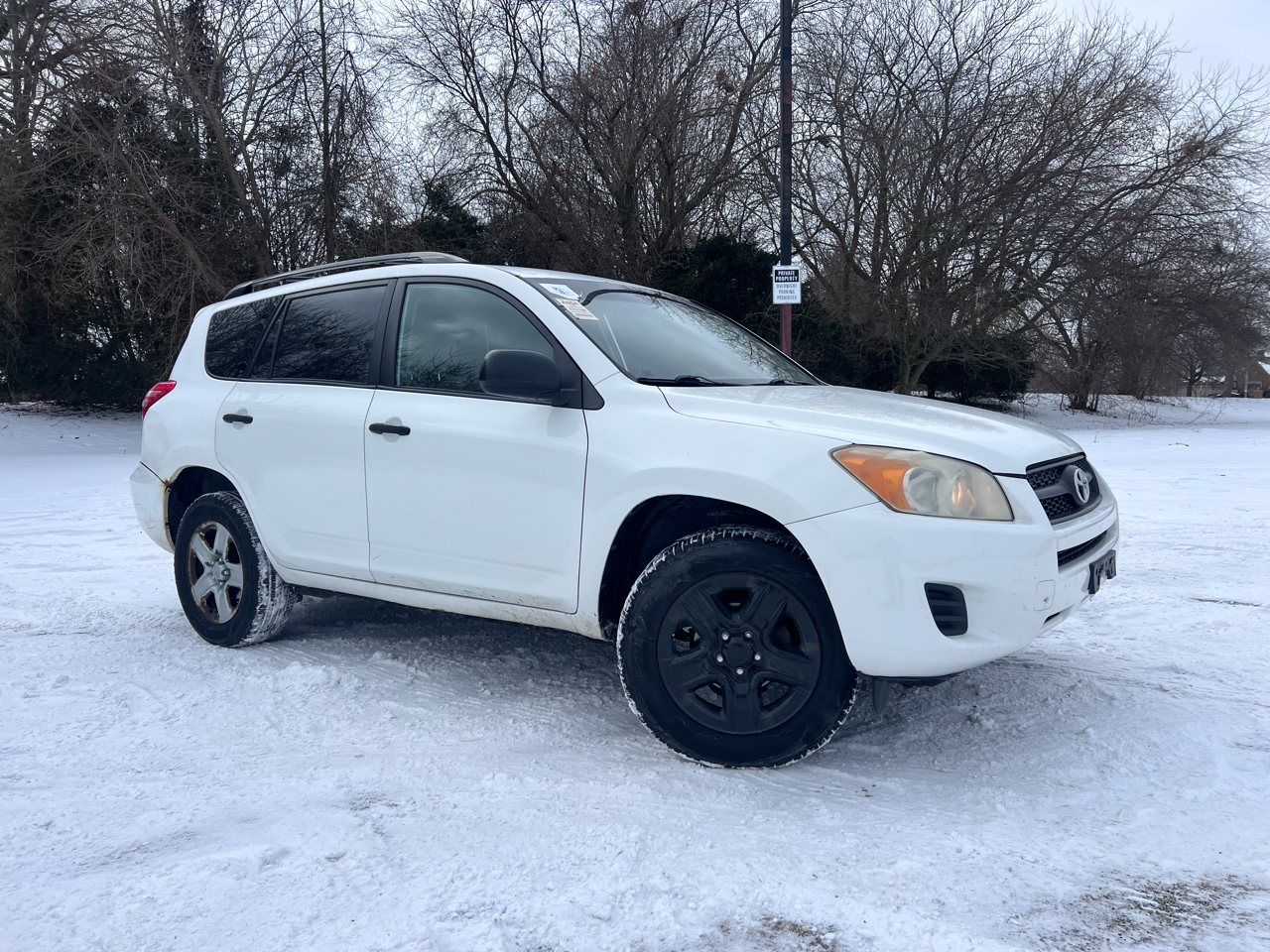 Toyota RAV4 Base I4 4WD 2009