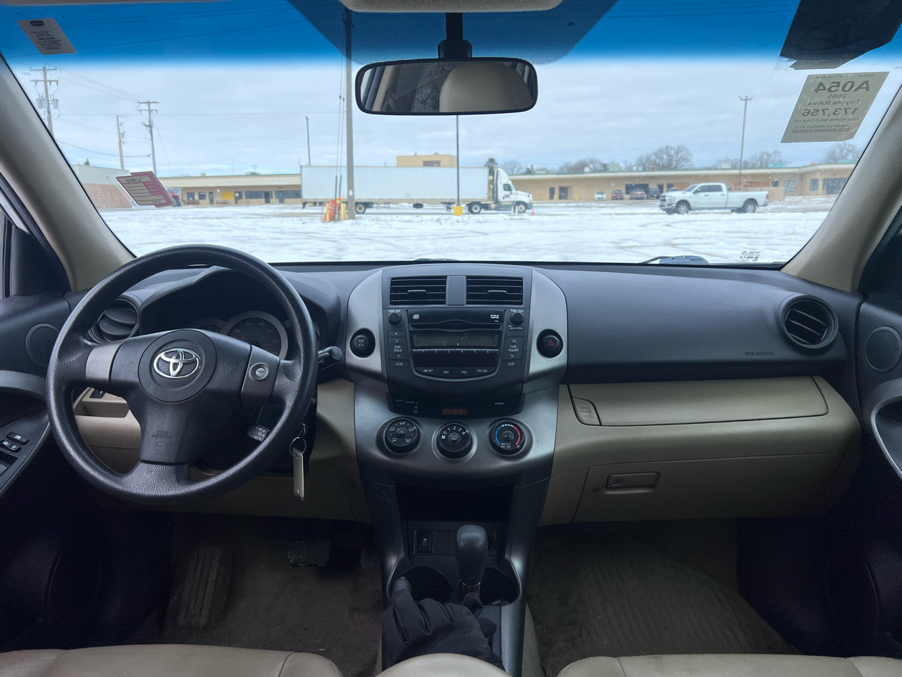 Toyota RAV4 Base I4 4WD 2009